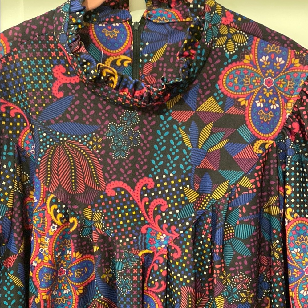 Vintage Patterned Dress - Picture 4 of 5